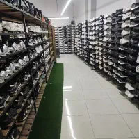 فروشنده خانم شیفت صبح وشیفت عصر فروشگاه کیف و کفش