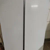 قفسه فلزی سفید