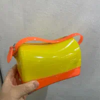 این کیف بچگونه پیدا شده