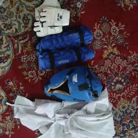 لباس وسایل مبارزه کاراته