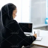 استخدام نیروی خانم
