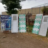 درب سرویس و حمام و پنجره و اتاق خواب