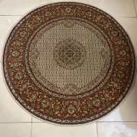 فرش گرد، ۱ و نیم متری