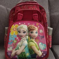 کیف مدرسه سالم و تمیز