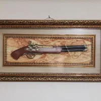 تابلو تپانچه