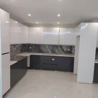 فروش-دو-طبقه-با-سویت-شمالی-شهرک-نسیم-پنج