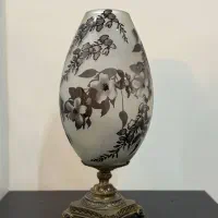 گلدان پایه برنز