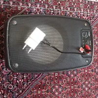 اسپیکر با میکروفون و شارژر