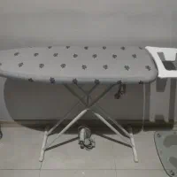 اتو براون آلمانی و میز اتو ایستاده درحد نو
