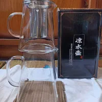قوری وکتری پیرکس خارجی اصلا استفاده نشده