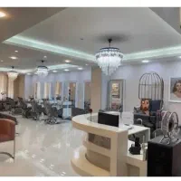 استخدام نیروی نظافت در ازای اموزش ارایشگری