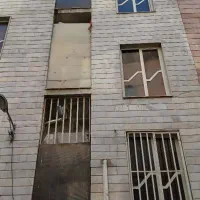 80 متر مقدسی طبقه اول 3 خواب رهن کامل
