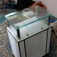 پیشخوان میز کانتر فروشگاهی نو کوچک ولی جادار
