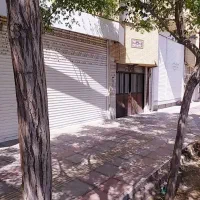 فروش-منزل-مسکونی-همراه-با-مغازه