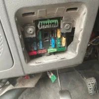 باطری سازی و سیم کشی ومیکانیکی و امداد خودرو
