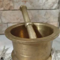 هاونگ و دسته قدیمی 80ساله برنزی کیلویی
