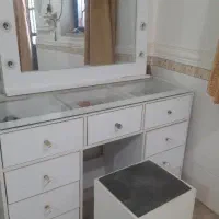 میز ارایشی