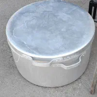 فروشنده ظروف روی