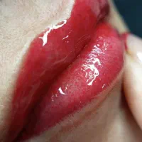 رفع تیرگی دائم لب،تینت لب روسی