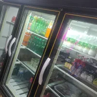 نیازمند نیروی کار خانم در فست فود