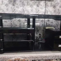 زیر تلویزیون شیشه‌ای مشکی ، شیک و کاملاً نو