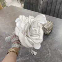 دسته گل عروس میلان