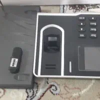 دستگاه حضور و غیاب
