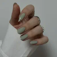 خدمات کاشت ناخن ترمیم ژلیش مانیکور