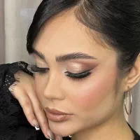 فقط و فقط با ۱۴۰۰ وقت میکاپ شنیون تونو رزرو کنید