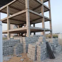 کارگر زرنگ کمک دست بنا