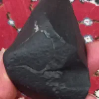 شهاب سنگ.. و یاقوت سیاه و سنگهای کمیاب در طبیعت