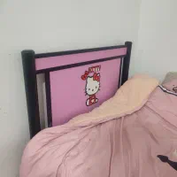 تخت کیتی  نو و سالم