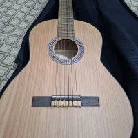 گیتار ماهایا