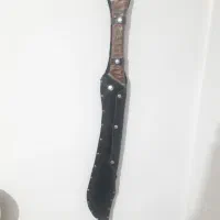 چاقوی ۸۰ سانتی