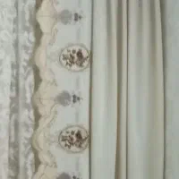 کنار پرده