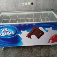 یخچال بستنی