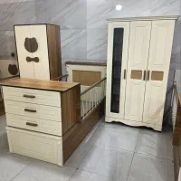 سرویس خواب سیسمونی کمد سه درب و تخت نوزاد نوجوان