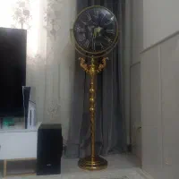 ساعت ایستاده