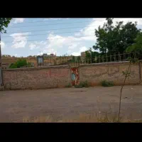 ۷۰۰مترزمین دوکله(۴۰۰مترتجاری و۳۰۰مسکونی)