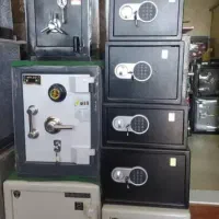پخش وفروش انواع گاوصندوق  سایز  75 به بالا