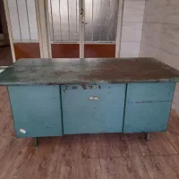میز کار پیشخوان و دخل قدیمی