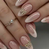 نیازمند ناخن کار حرفه ای