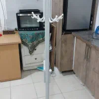 چوب لباسی ایستاده