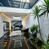 رهن اجاره مغازه 180متری معالی آباد تاپ لوکیشن