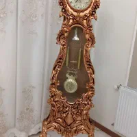 ساعت ایستاده و تزئینی
