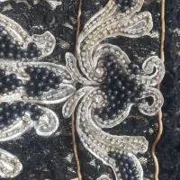 مجلسی خوش پوش و رزیبا