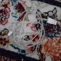 شارژ گوشی آیفون