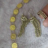 مقداری طلا در حد نو