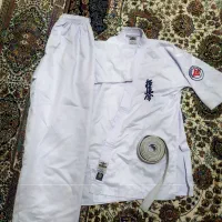 رزمی، لباس کیوکوشین کاراته