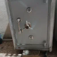 گاوصندوق ضخیم
